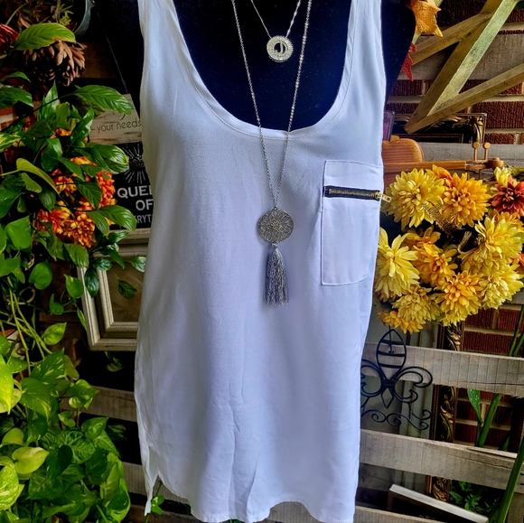 Color Story Tank - Picture 2 of 8